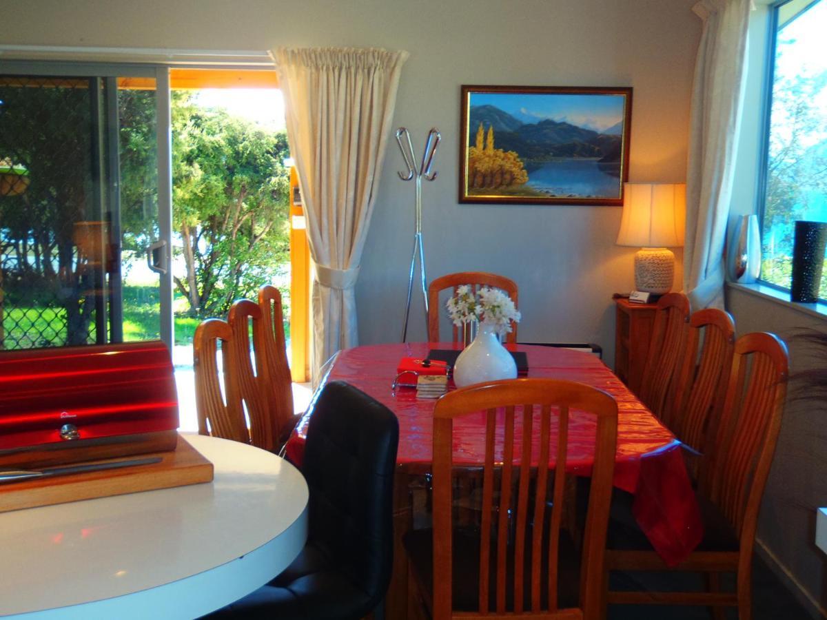 Lakefront Fantail Cottage Lake Hawea, Wanaka Eksteriør billede