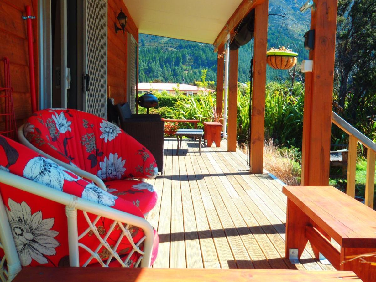 Lakefront Fantail Cottage Lake Hawea, Wanaka Eksteriør billede