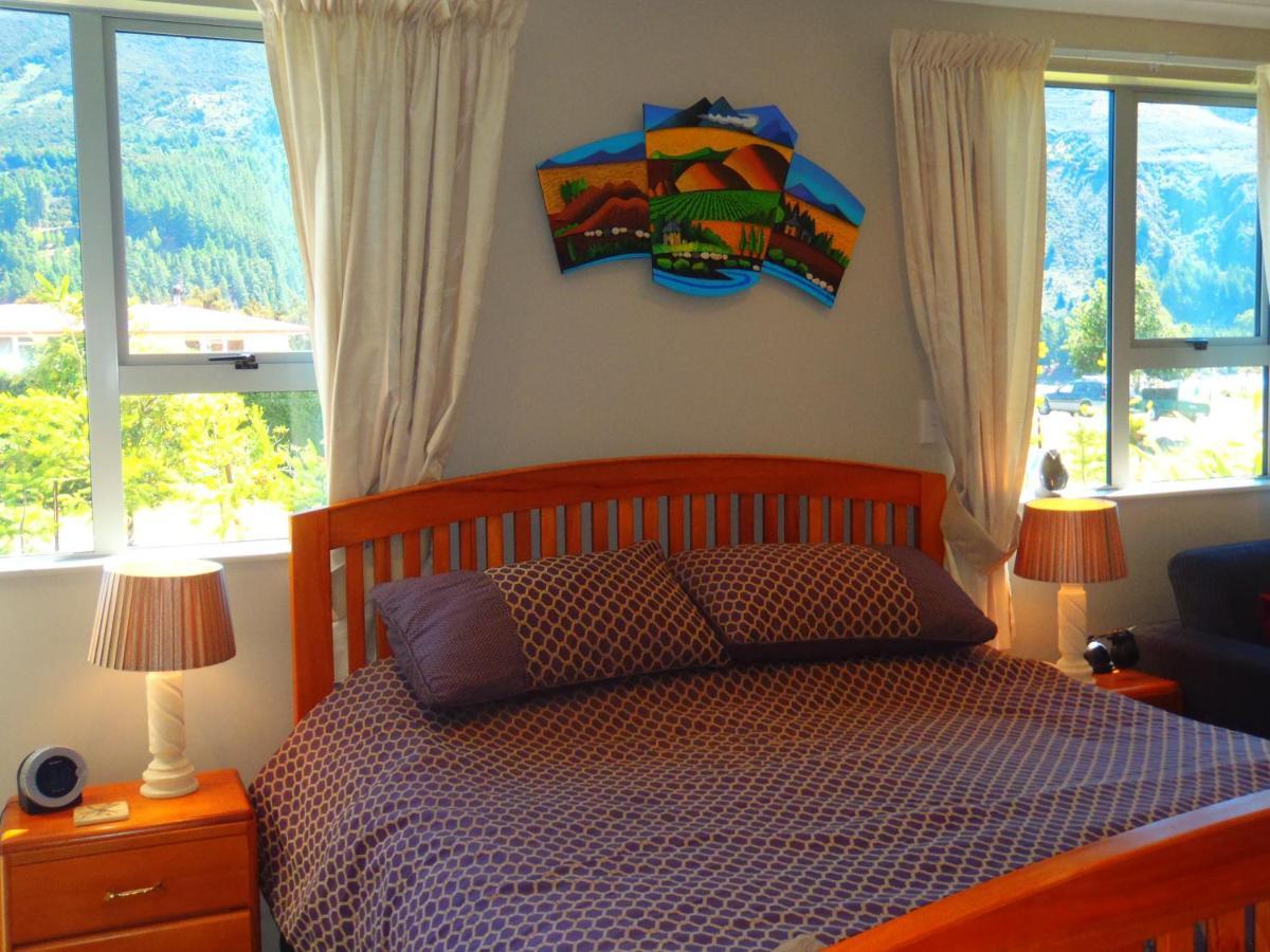 Lakefront Fantail Cottage Lake Hawea, Wanaka Eksteriør billede